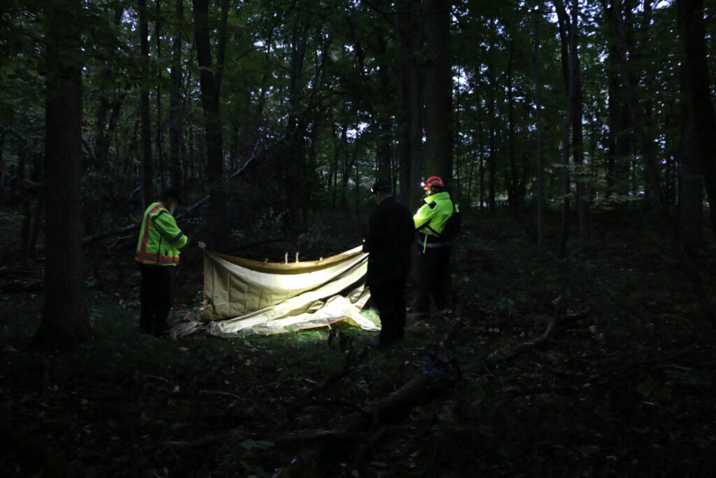 Discussing a team's temporary shelter.